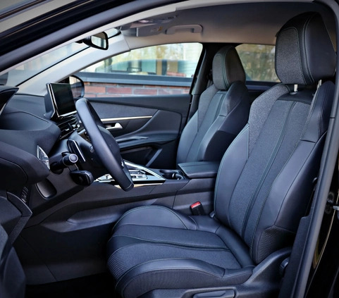 Peugeot 3008 cena 122900 przebieg: 17000, rok produkcji 2022 z Rogoźno małe 781